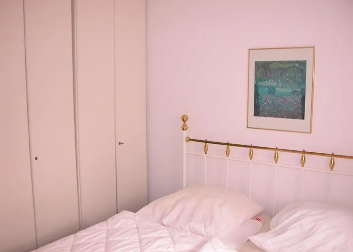 Appartement Rosa Canina, W4 *