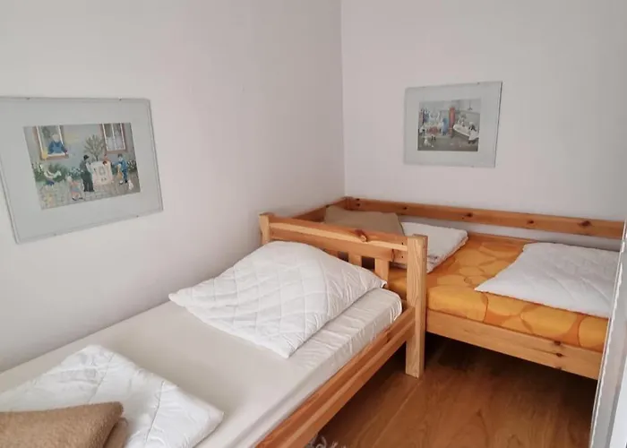 Appartement Rosa Canina, W4 *